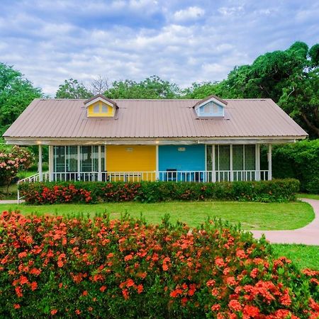 Bo Tree Cottage On The River Мукдахан Экстерьер фото